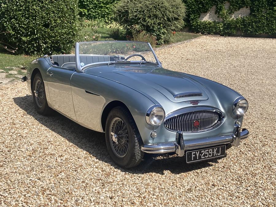 <h1>For Sale - 1961 Big Healey, 3000 MK2, BT7 Tricarb</h1>