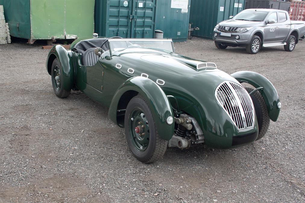 <h1>For Sale - 1949 Healey Silverstone</h1>