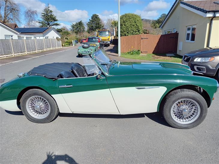 <h1>For Sale - 1957 Big Healey, 100-Six</h1>