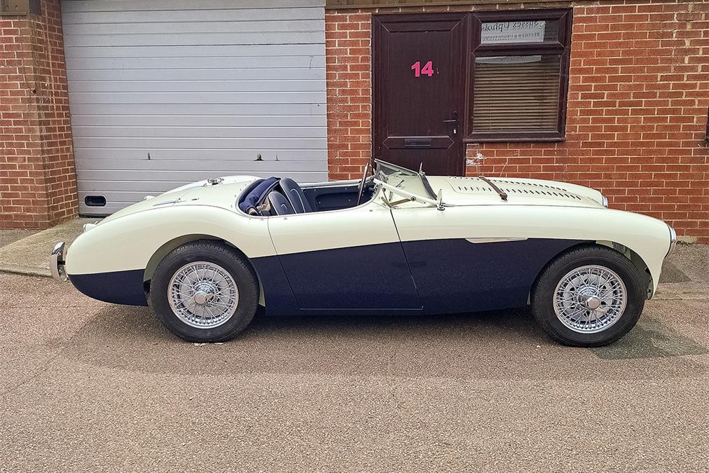 <h1>For Sale - 1955 Big Healey, 100 "M", BN2</h1>