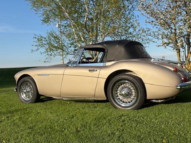 <h1>For Sale - 1967 Big Healey, 3000 MK3</h1>