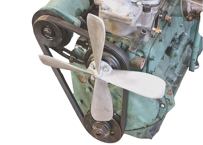Austin Healey 100 engine with the correct width fan belt fitted