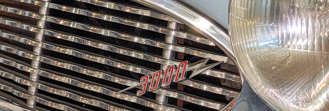 Austin Healey 3000 front grille with red 3000 badge and chrome detailing