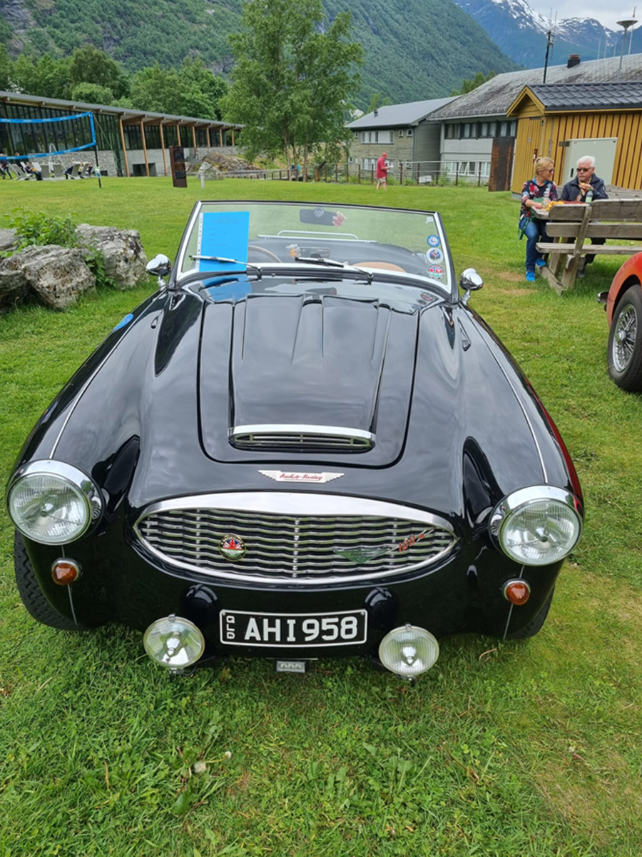 Black Austin Healey 100-Six at the EHM 2023 People's Choice Award