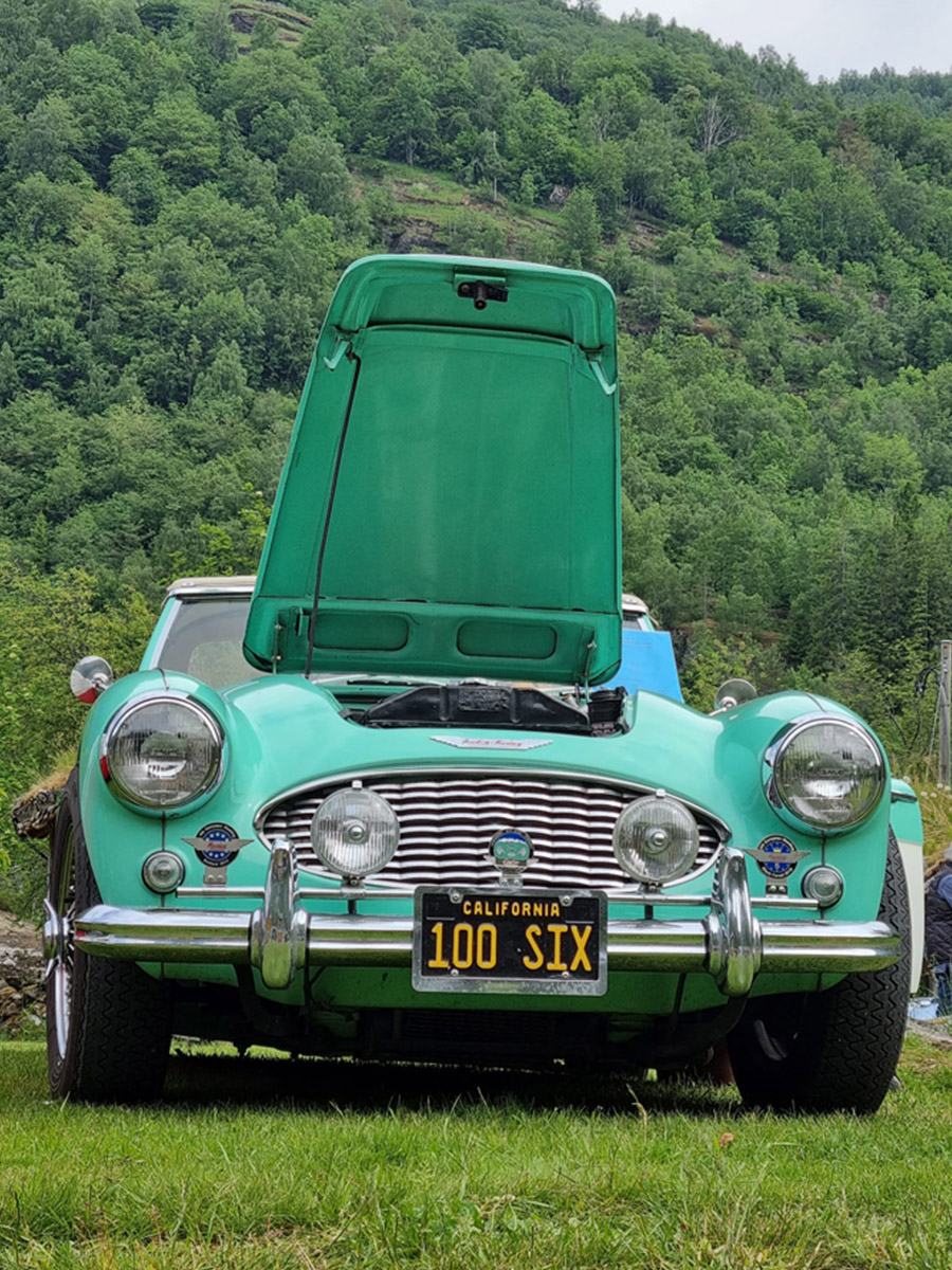 Austin Healey 100-Six at the EHM 2023 People's Choice Award