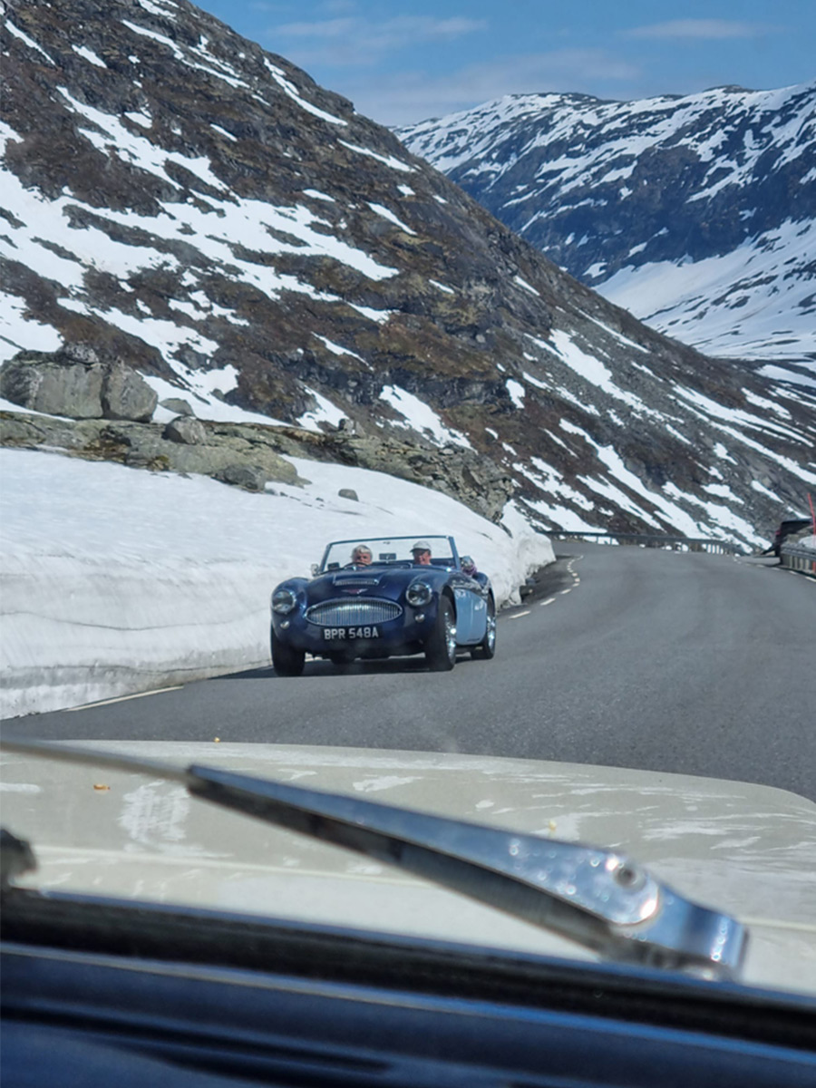 Front view: Driving Robin and Eliabeth Lekang's Austin Healey 3000 BJ7 on Norway's winding mountain roads