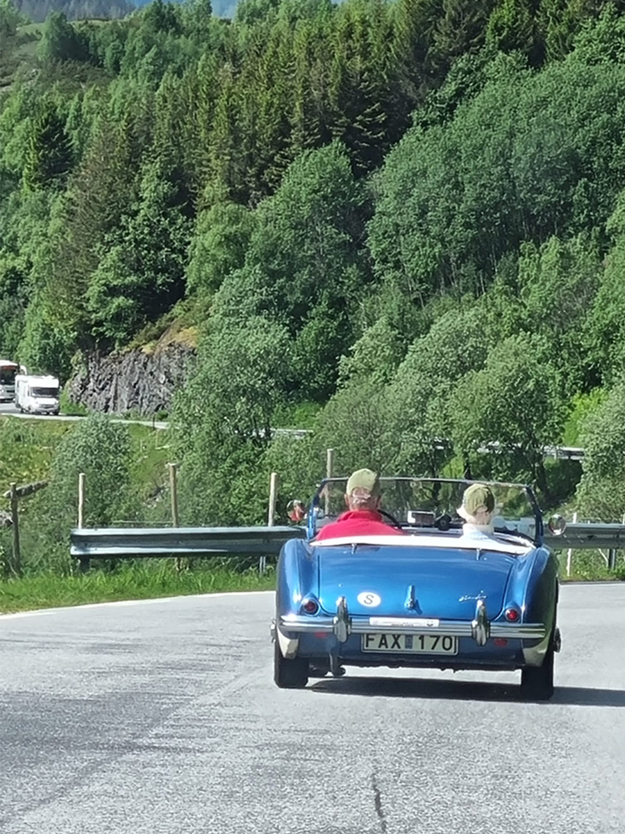 In front of us: Driving in convoy at EHM 2023
