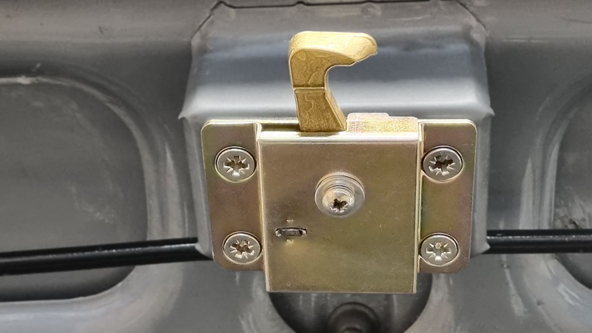 Austin Healey boot lock mechanism