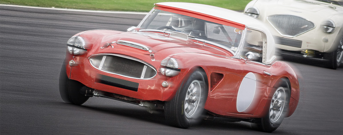 Racing Austin Healeys at Castle Combe
