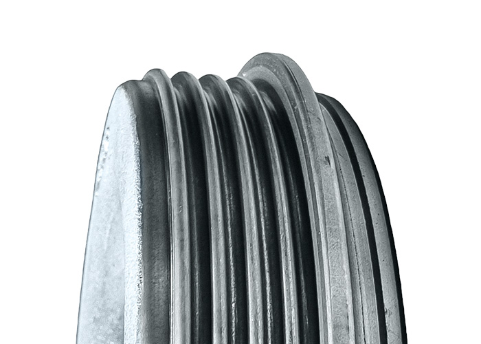 Close up of the ribbed edge of the new original O.E. style Austin Healey rear brake drum
