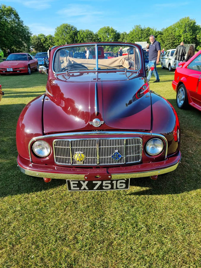 Morris topless